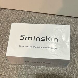 Brand New in sealed box 5minSkin IPL laser hair removal device!